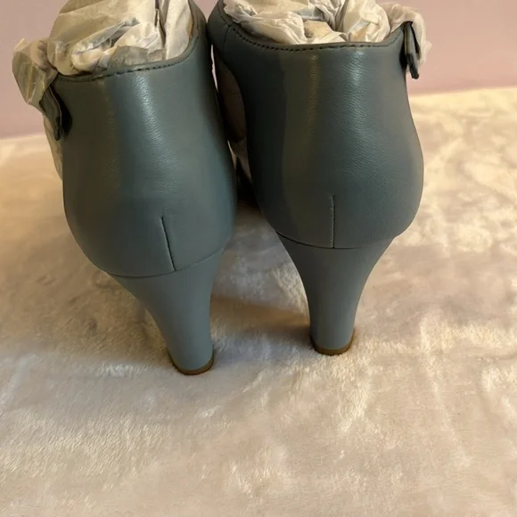 Giani Bernini Womens Claraa Open-Toe T-Strap Dress Sandals Size 8.5 - Picture 7 of 13